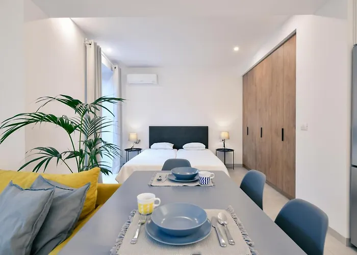 Collective Urban In *