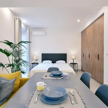 Collective Urban In *