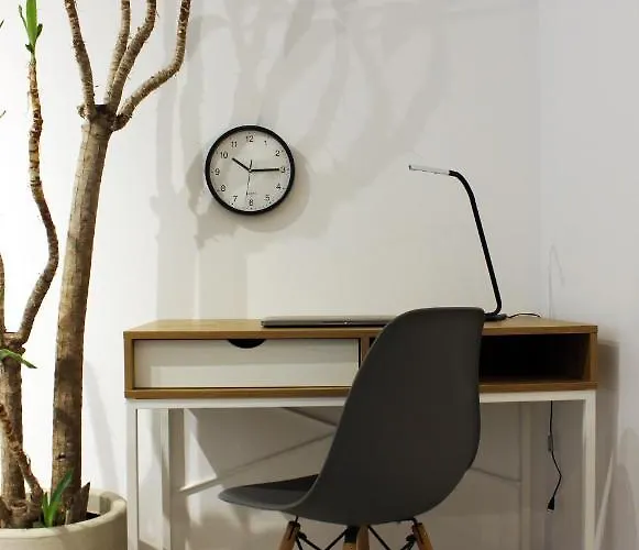 Collective Urban In Lägenhet Tirana